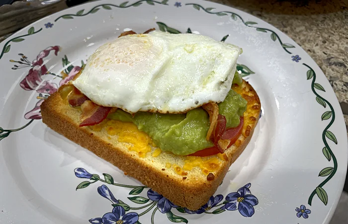 Acocado Toast with a fried egg