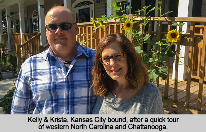 Kelly and Krista, Kansas City bound, after a quick tour of western North Carolina and Chattanooga.